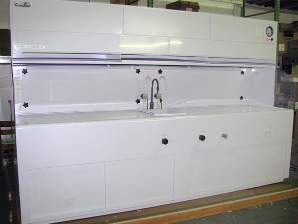 Model WPS-10 Polypropylene Cleanroom Wet Process Fume Exhaust Workstation For Georgia Tech University